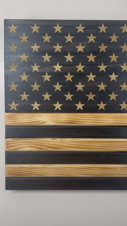 Standard Wooden American Flag (Black/White)